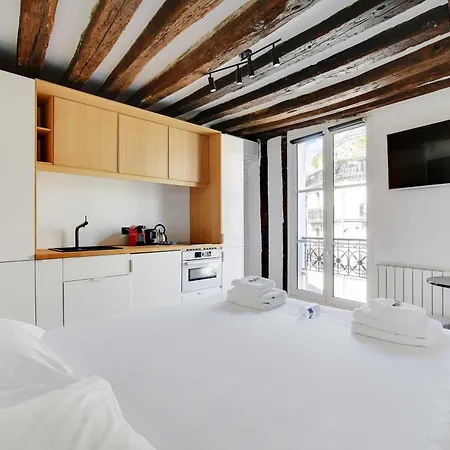 New For 2 People - Le Marais * Parigi